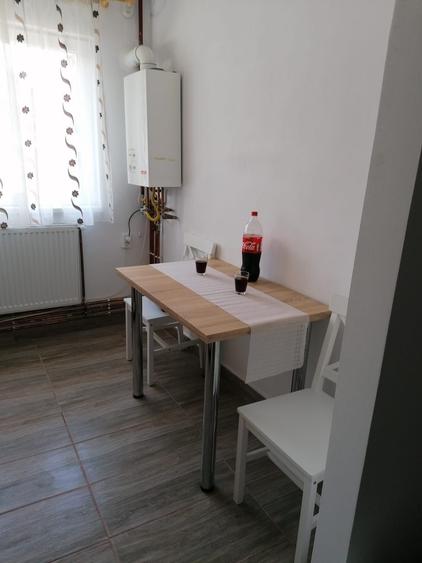 Garsonieră decomandată în Central