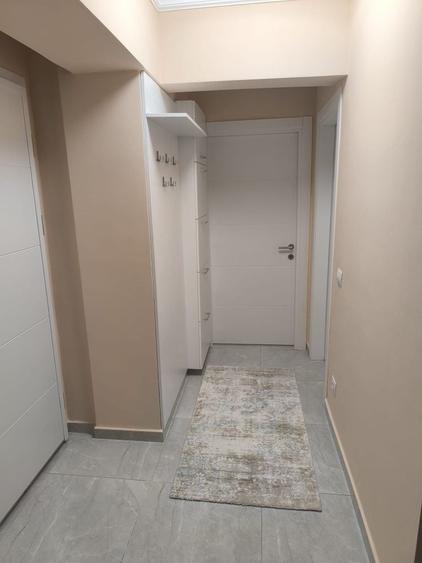 Apartament cu 2 camere decomandat în Palazu Mare