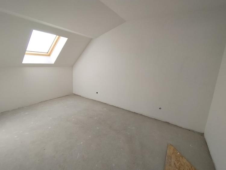 Apartament unic de vanzare, 3 camere, terasa acoperita, Zona Cetatii - 6