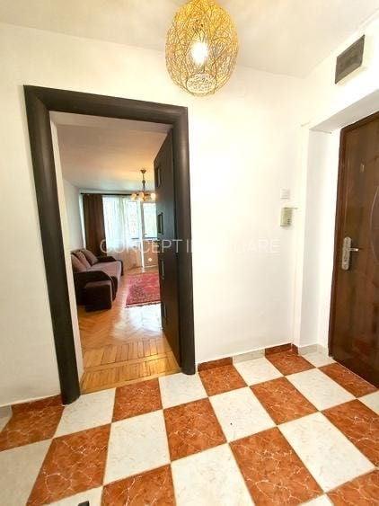 Apartament cu 2 camere semidecomandat în Obor