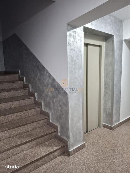 Apartament cu 3 camere decomandat în Metalurgiei