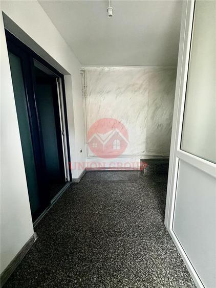 Spațiu comercial, de 40 mp, în Trocadero