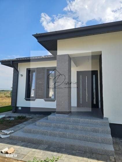Casă cu 4 camere în Gulia