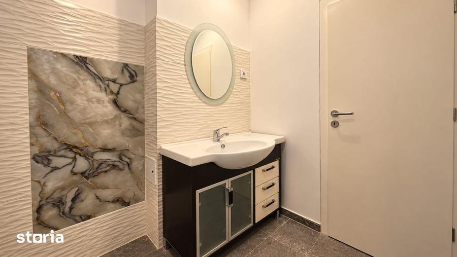 Spațiu comercial, de 52 mp, în Bartolomeu