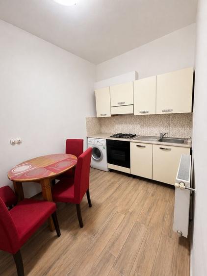 Apartament cu 2 camere nedecomandat în Ultracentral