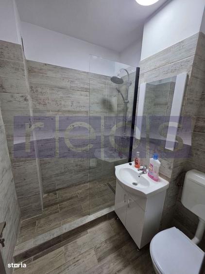 Vanzare Garsoniera | Zona Calea Vitan - 1
