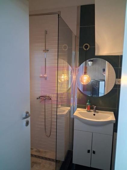 Casă cu 4 camere cu Teren 150 Mp în Central