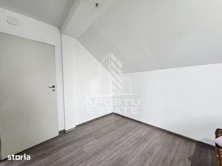 Casă cu 4 camere cu Teren 869 Mp în Dudeștii Noi