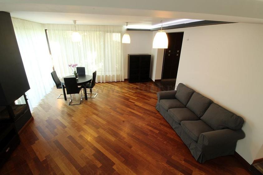 Casă individuală cu 5 camere cu Canalizare în Pipera