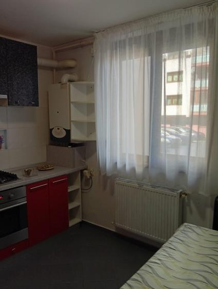 Apartament cu 2 camere decomandat, mobilat în Drumul Taberei