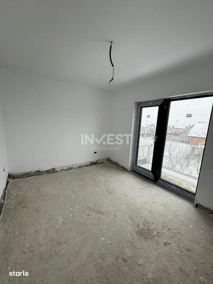 Casă cu 4 camere decomandat cu Canalizare în Popas Păcurari