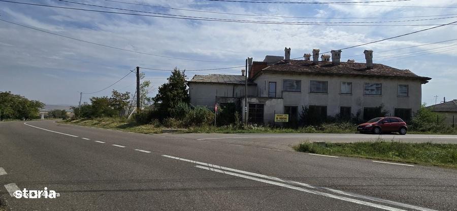 Casă cu 4 camere în Cucorăni