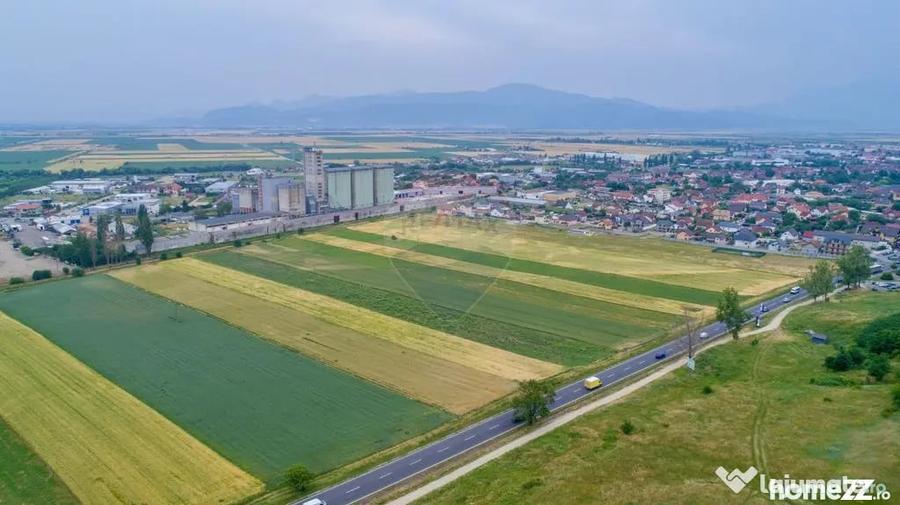 Teren intravilan de vanzare in Codlea, iesirea spre Sibiu - 12