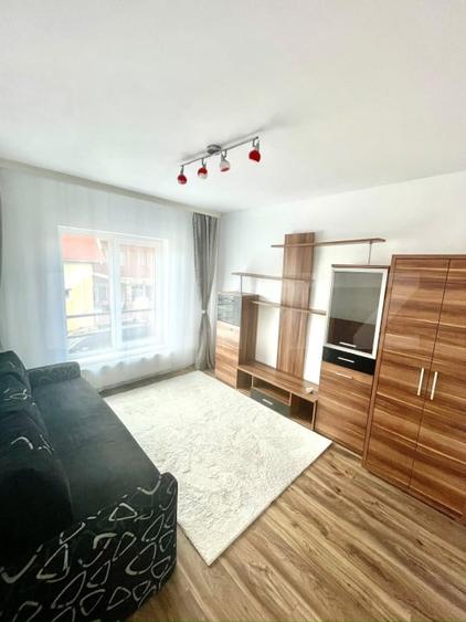 Duplex cu 5 camere cu Canalizare în Iris