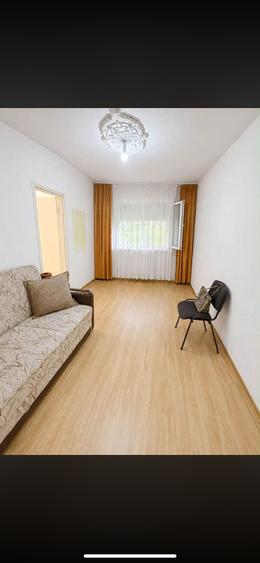 Apartament cu 2 camere semidecomandat în Km 4