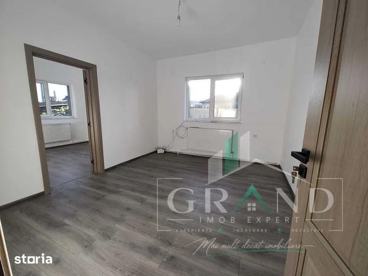 Casă cu 5 camere cu Teren 250 Mp în Iris