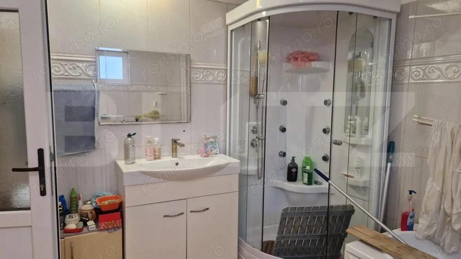 Casă cu 4 camere cu Canalizare în Bartolomeu