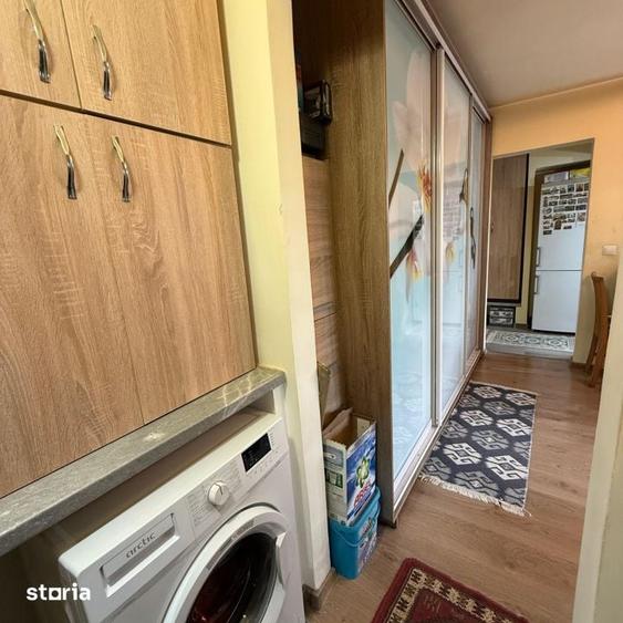 Apartament cu 3 camere în Săsar