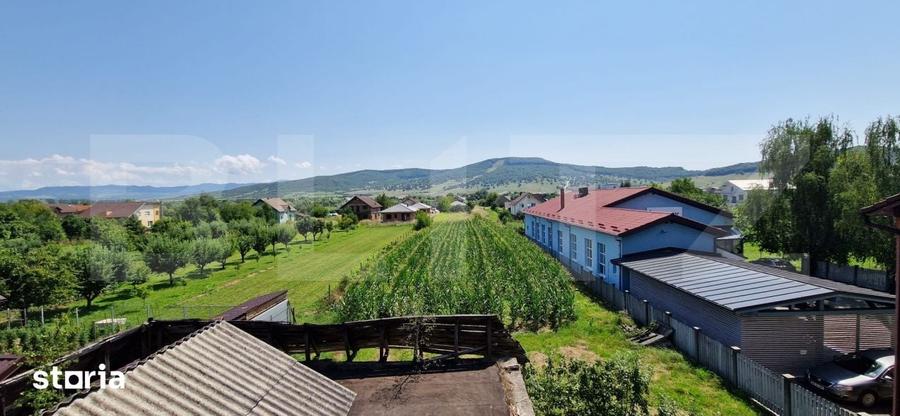 Casă cu 5 camere cu Teren 1500 Mp în Unirea