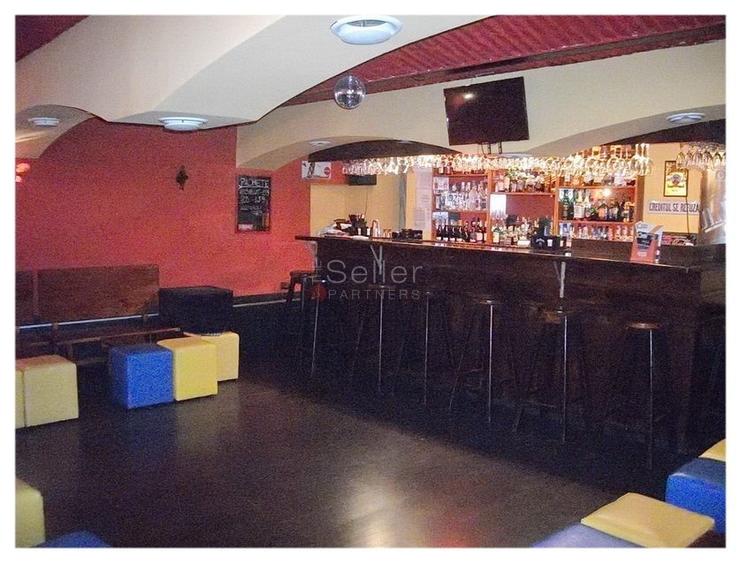 Spațiu comercial, de 90 mp, în Centrul Istoric