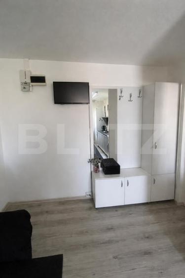 Apartament cu 2 camere semidecomandat, mobilat în Câmpia Turzii