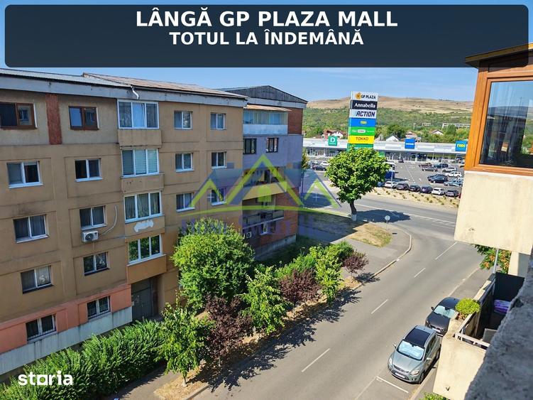Apartament cu 2 camere decomandat în Central