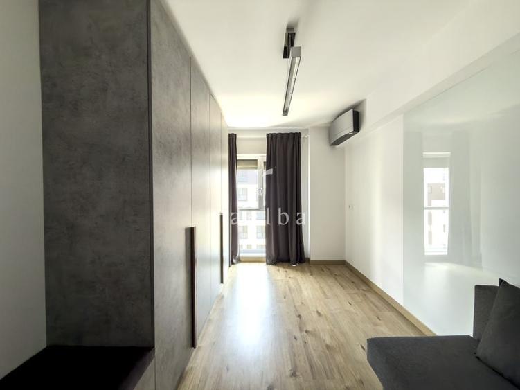 Apartament cu 3 camere decomandat în Aviației