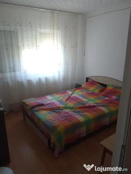 Garsonieră decomandată în Dorobanți