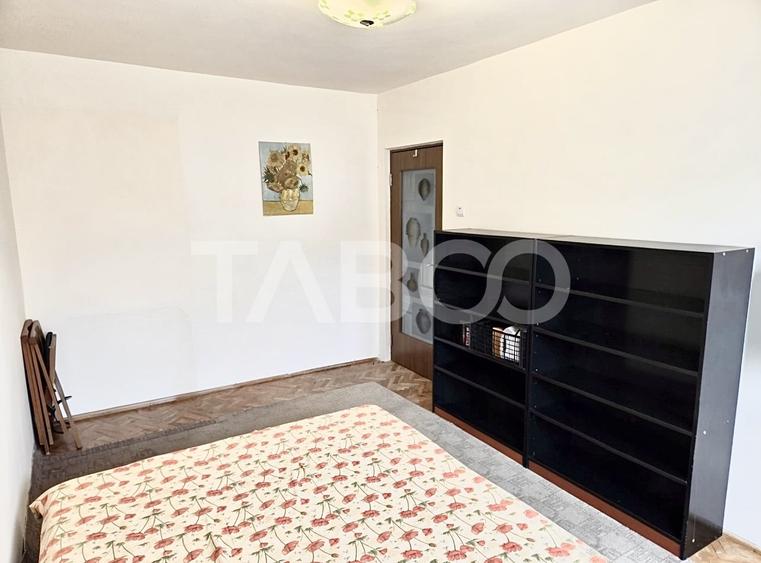Apartament cu 4 camere decomandat, mobilat în Mănăștur