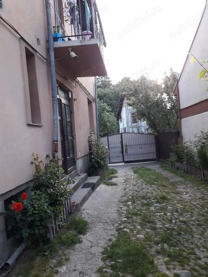 Casă cu 3 camere cu Teren 280 Mp în Răzvad