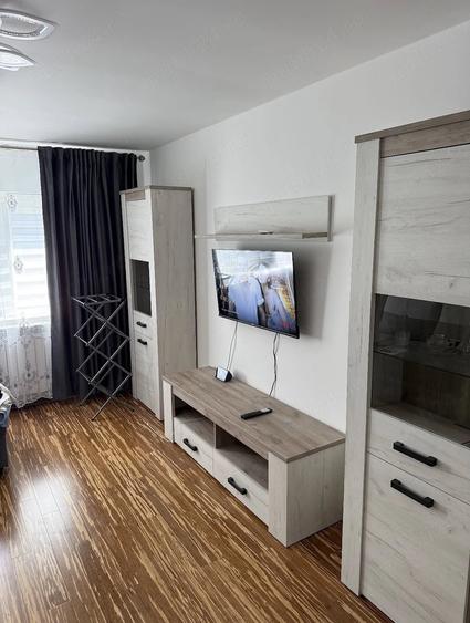 Apartament cu 2 camere semidecomandat în Big