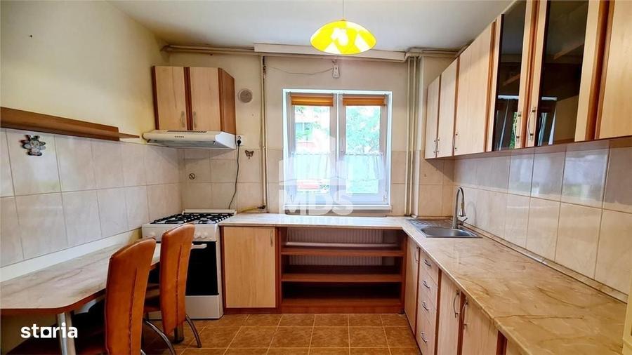 Apartament cu 2 camere semidecomandat în Dâmbovița