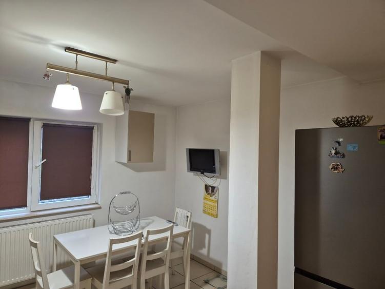 Apartament cu 2 camere decomandat, mobilat în Sebastian