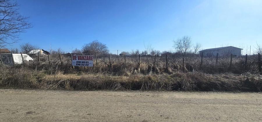 Teren Construcții intravilan de 2300 mp, în Vânători