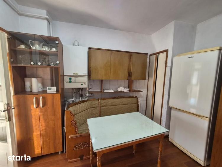 Apartament cu 2 camere decomandat în Energiei