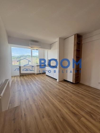 Apartament cu 3 camere decomandat, mobilat în Central