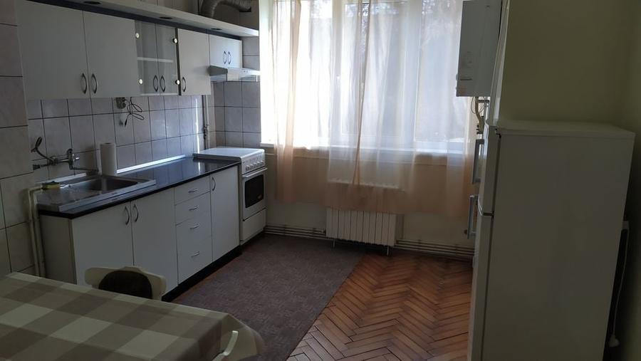 Apartament cu 2 camere decomandat în Gruia