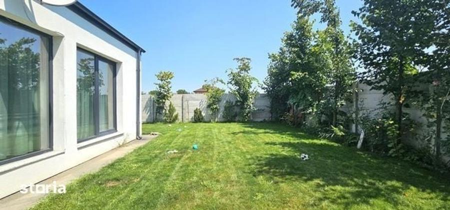 Casă cu 4 camere în Corbeanca