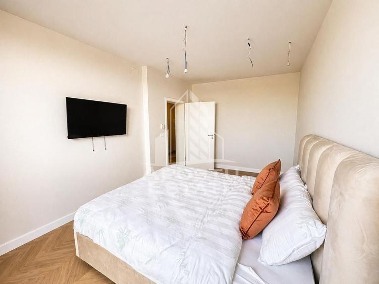 Apartament cu 2 camere semidecomandat în Aradului