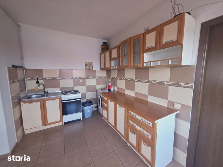 Inchiriez 2 camere str Lunga zona Complex Bartolomeu - 11