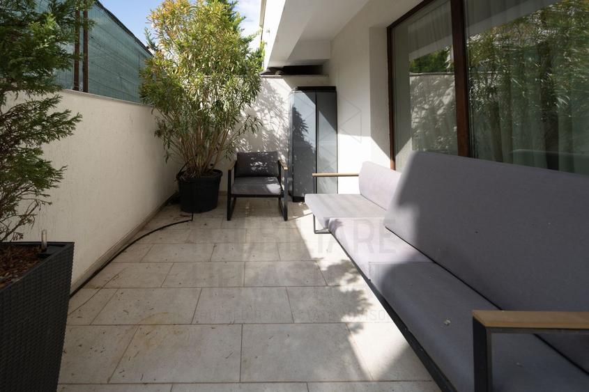 Apartament cu 3 camere semidecomandat, mobilat în Herăstrău