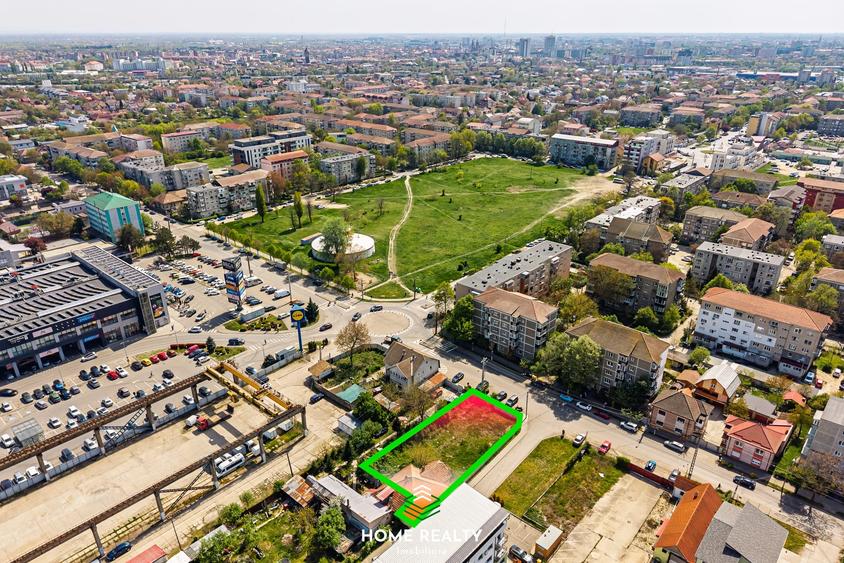 Teren Construcții intravilan de 879 mp, în Lipovei
