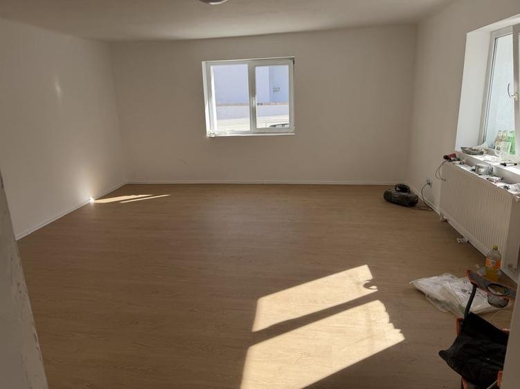 Casă cu 3 camere în Central