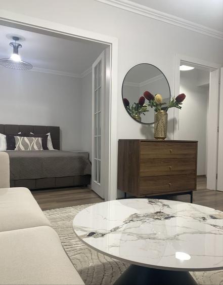 Apartament cu 3 camere semidecomandat în Ultracentral