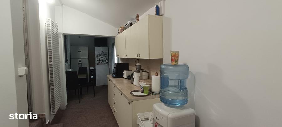 Casă cu 5 camere cu Teren 360 Mp în Calea București