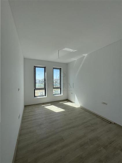 Apartament cu 2 camere semidecomandat în Giroc