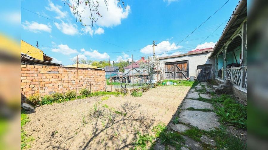 Casă cu 3 camere cu Canalizare în Gherla