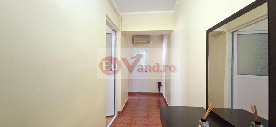 Apartament cu 2 camere decomandat, mobilat în Micro 14