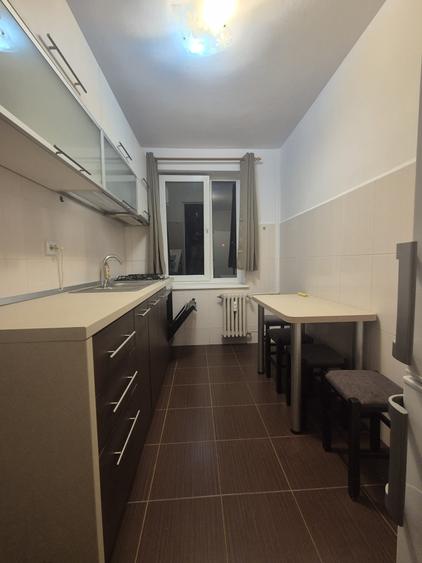Apartament cu 2 camere decomandat în George Enescu