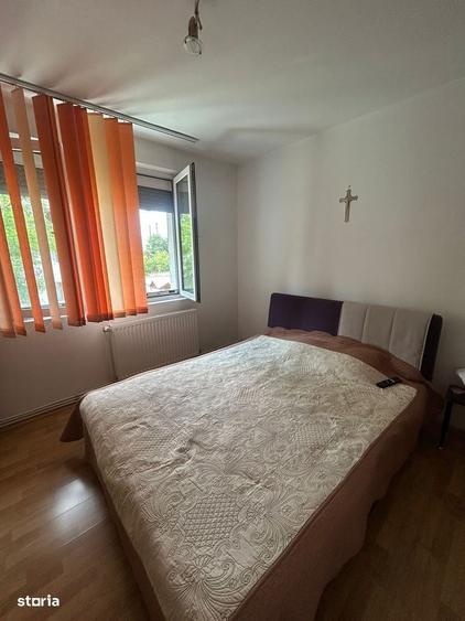 Apartament cu 3 camere decomandat în Sud